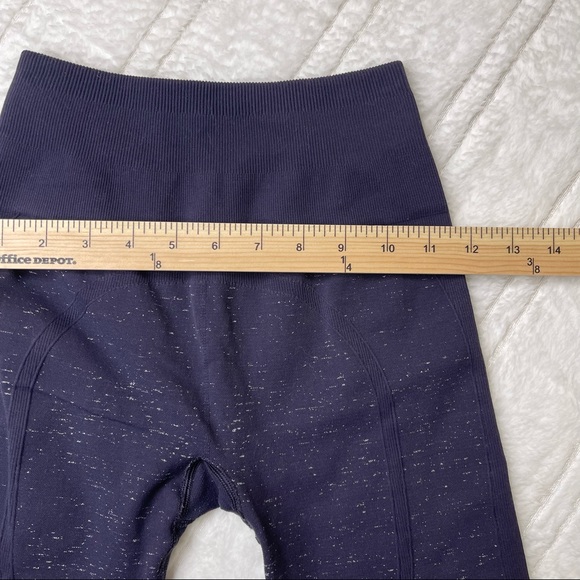 Lululemon Purple Leggings - Picture 9 of 10